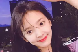 不会画眼影的姐妹看过来，现在流行“无眼影妆”啦，赶快学起来图片