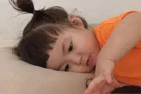 表情包：别睡，起来聊天图片