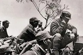 三兄弟一起参军意外失联，25年后重逢，3个人都成了将军图片