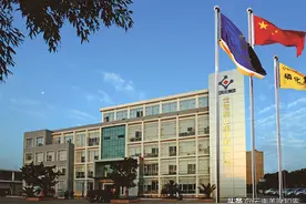 时隔8年，云天化扣非首转正图片