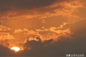 初秋，静看晚霞红满天（诗词四首）图片