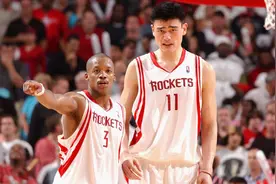 弗朗西斯为何被称“弗老大”？4件事看出，为挺姚明不惜得罪教练图片