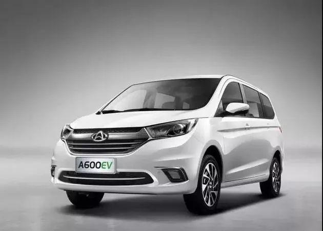 长安欧尚A600 EV 6座版上市，售价14.98万元