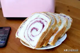 做面包只要一台面包机，多图详解面包制作，低糖无油配方真不错图片