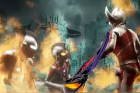 奥特曼：盗版玩具再出精品，银河和艾克斯自带披风，比正版还霸气图片