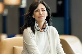 一条小方巾=50种系法，让你一周穿搭不重样图片