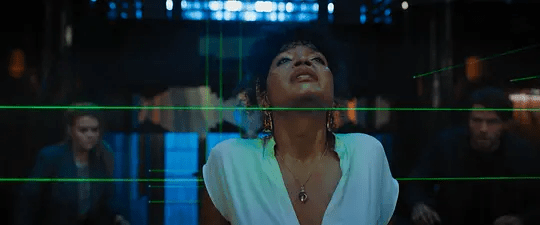 继《密室逃脱》大赚后，续集尺度又加大了，竟有两个不同的版本