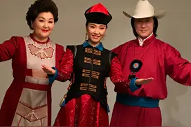 “吉祥三宝”现状：女儿继续唱歌，妈妈隐退教书，爸爸却心梗离世图片