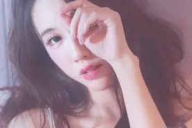 小说：我让他帮你开开门图片