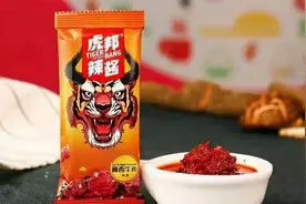 2分钟狂卖160万罐，让老干妈难安：红海中杀出的虎邦辣酱凭何出圈图片
