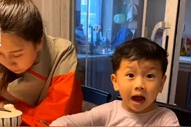 “换个妈”，萌娃说出心里最大愿望，奶爸听后：孩子，自求多福图片