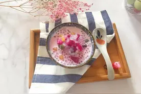 一款能俘获孩子心的甜品，芋圆椰汁西米露，冷热都好喝图片