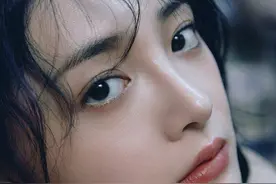 周洁琼八月封面故事，夏日午后悠闲时光，怼脸拍清纯温柔灵气十足图片