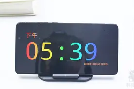手机这样设置，看时间点才方便，能作为时尚的专属时钟摆件！视频封面