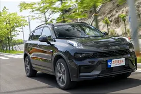 全系2.0T+8AT，还有四驱，不到20万！被新款领克01的性价比馋哭了图片