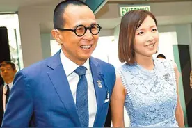 曝55岁李泽楷与29岁郭嘉文5年情断，网友：男方只喜欢20几岁的图片