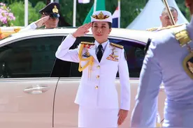 泰国的长公主是海军上将军衔，喜欢跑全马，皇家卫队要陪她跑图片