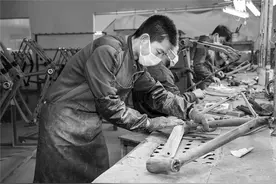 曾是国人骄傲，却沦为低端品牌，凤凰自行车能否重生？图片