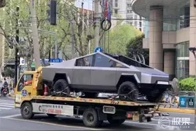 特斯拉科幻皮卡“登陆”国内？竟是大神疯狂自造图片