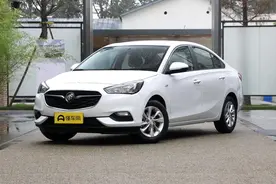 5万多买合资紧凑型轿车，曾经的销冠王，别克凯越还值得买吗？图片