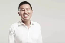 任正非背后的男人：27岁当副总裁，狂赚10亿却因700万坐牢图片