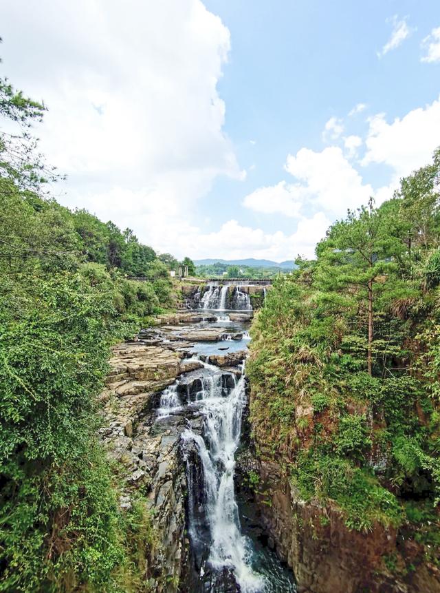 只有10%广东人才知道的粤北“云海天池红叶”，让人一眼沦陷