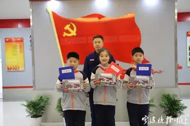 宁波3名小朋友去消防队参观，却领回“作业本”？背后的故事很暖图片