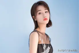 花了10年时间从恶毒女配到主演，这次有冯小刚加持，她也红不了？图片