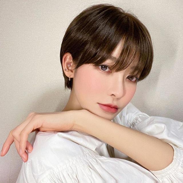 2020发型趋势范本合集:短中长发配氧气刘海,韩国网红们这样搭(圆脸