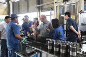 中原内配：用气缸套敲开全球市场大门，稳坐世界一哥图片