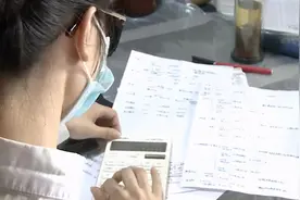 网贷借4万5，到手却只有2万8，还在傻傻还贷？如今都这样处理图片