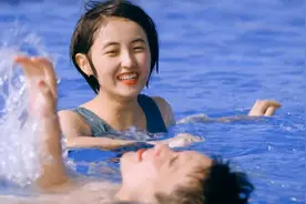 吴京新片撤档，朱一龙作品延期，2021年暑期档票房创8年新低图片