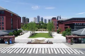 “走进身边好学校”云探校第十站——天府七中图片