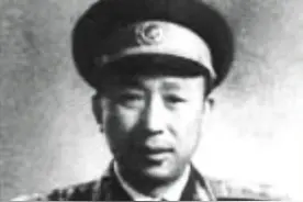 雷锋生前所在的沈阳军区工程兵部队，司令员是谁？他与雷锋啥关系图片