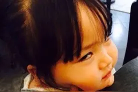 表情包：看我的眼神，你怕了吗图片