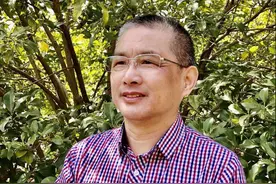 《黄河大合唱》一定要听“万人大合唱”｜读+图片