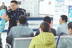 残疾人能开车吗？图片