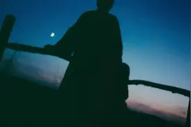 看了很多遍《东邪西毒》后，我才明白：如果爱一个人就不要逃避图片