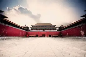 故宫“龙椅诅咒”：外国人坐上龙椅不久，回国后没有原因离奇死亡图片