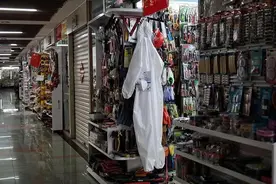 “义乌晚上关路灯，有工厂上一休四”：莫让外贸大局被缺电“卡脖子”图片