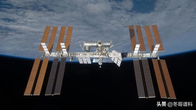 如果有人在太空中被谋杀了怎么办？