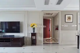 简美，护墙板与柜门做到统一，素雅有格调图片