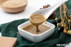 想吃花生酱再也不用买了，用这个方法做，一把花生米就能做一瓶酱图片