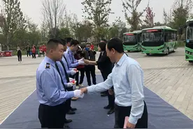 长安区首条旅游公交专线开通 途经和辐射60多个景区图片