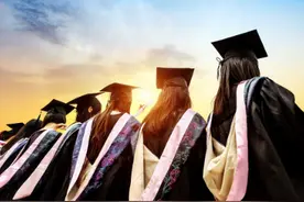 博士毕业人数，你知道吗？各教育阶段毕业人数（2011-2019）图片