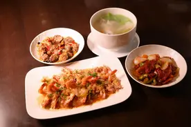 排骨不再炖着吃，这样做，酸甜可口，大人小孩都抢着吃图片