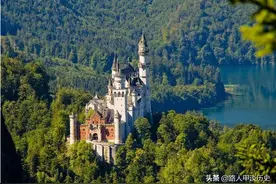 组图：欧洲比较著名的十个城堡简介图片