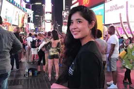 摩尔·梅肯巴耶娃是23岁的世界柔术冠军，她是棕色腰带的拥有者。图片