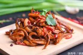 锅圈食汇鱿鱼须串——可以在家做的夜市小食图片