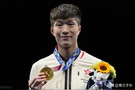 中国香港队奥运夺冠升区旗奏国歌，台湾代表队和澳门队呢？图片